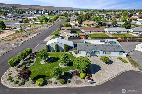 307 Hilltop Cir, Ephrata, WA 98823
