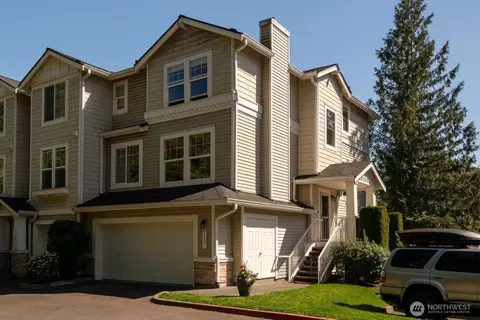 6117 S 232nd St, Kent, WA 98032