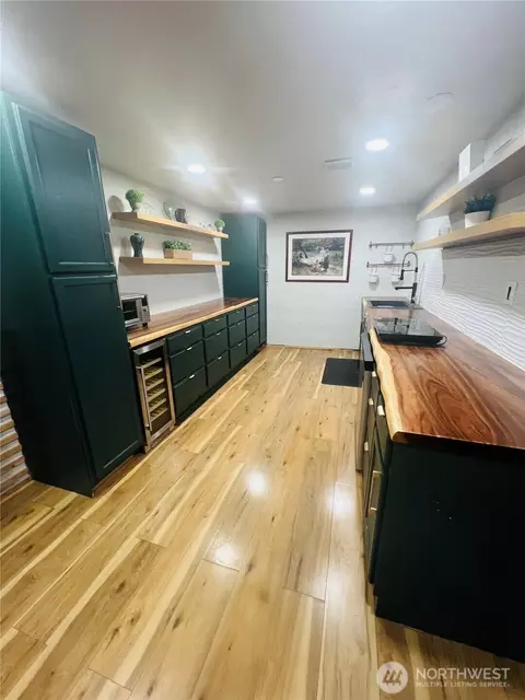 Kitchen - 533 Blyn Springs Rd, Sequim, WA 98382 photo 6 of 6
