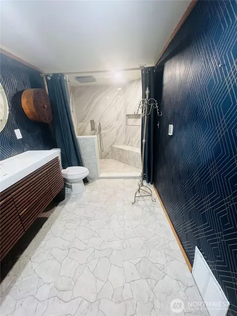Bath - 533 Blyn Springs Rd, Sequim, WA 98382 photo 5 of 5
