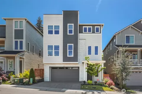 8396 28th Ct E, Edgewood, WA 98371