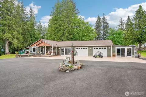 250 Olsen Rd, Kelso, WA 98626