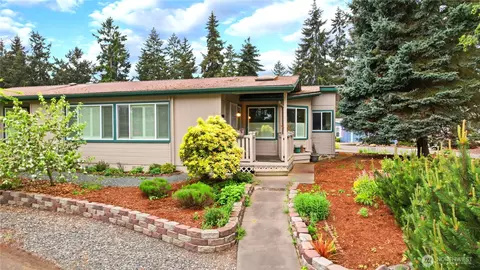140 Frederick Dr, Sequim, WA 98382