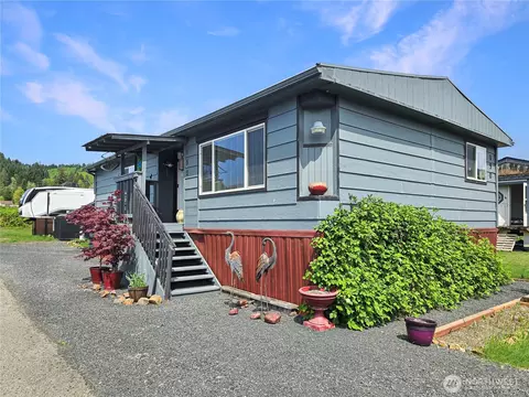 150 Nix Ln, Centralia, WA 98531