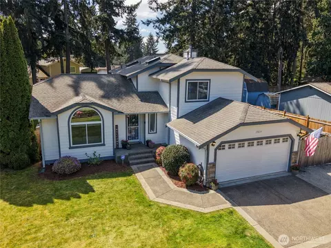 20614 117th St E, Bonney Lake, WA 98391