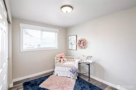 Bedroom - 1329 Porter St, Enumclaw, WA 98022 photo 3 of 3