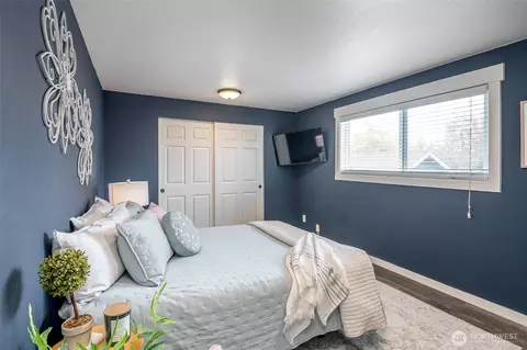 Bedroom - 1329 Porter St, Enumclaw, WA 98022 photo 1 of 3