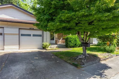 932 S 245th Pl, Des Moines, WA 98198