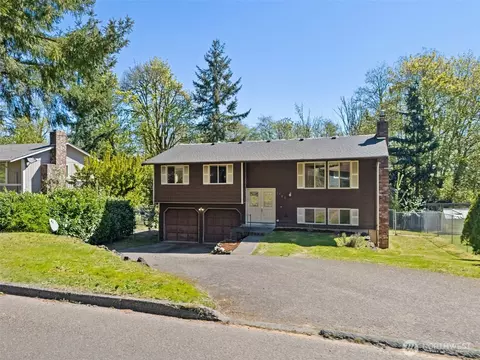 2103 Ponderosa Dr SE, Port Orchard, WA 98366