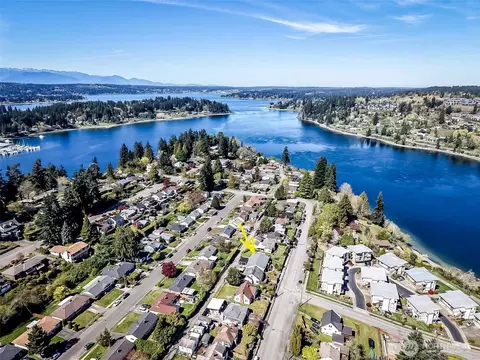 2505 2507 N Wycoff Ave, Bremerton, WA 98312