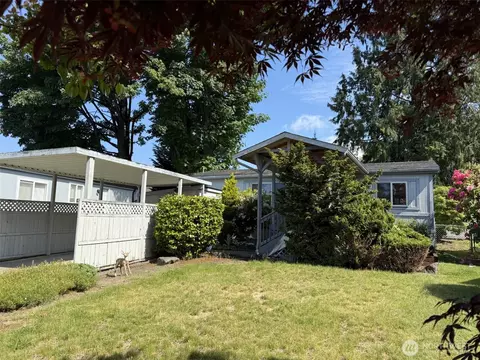 8430 15th Pl SE #13, Lake Stevens, WA 98258