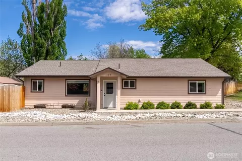 117 E 7th St, Tonasket, WA 98855