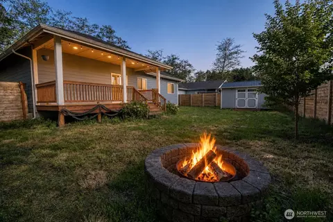 208 Fisher Ave NE, Ocean Shores, WA 98569