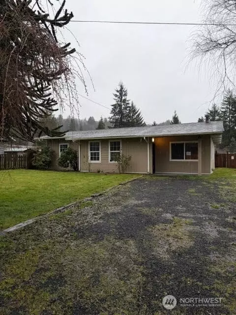 2 Evergreen Village Ln, Elma, WA 98541