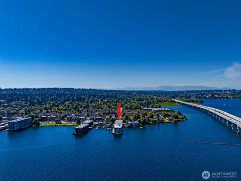 2360 43rd Ave E #203, Seattle, WA 98112