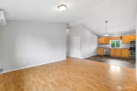 Living - 9090 Van Buren Rd, Everson, WA 98247 photo 4 of 4