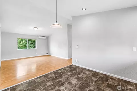 Living - 9090 Van Buren Rd, Everson, WA 98247 photo 3 of 4