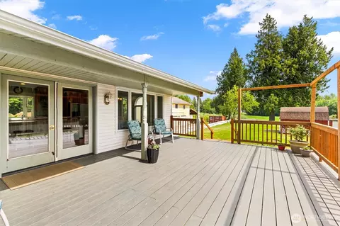 Exterior - 9090 Van Buren Rd, Everson, WA 98247 photo 6 of 11