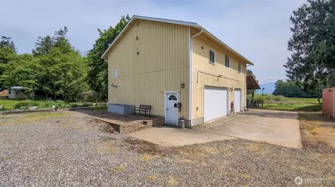 Exterior - 9090 Van Buren Rd, Everson, WA 98247 photo 3 of 11