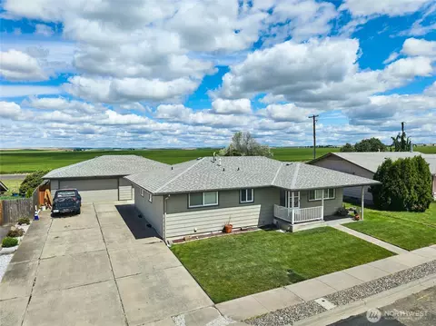 2026 Glen Erin Dr, Walla Walla, WA 99362