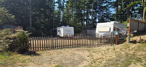 21500 Birch Pl, Ocean Park, WA 98640