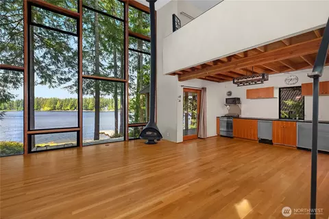 451 E Ballantrae Dr, Shelton, WA 98584