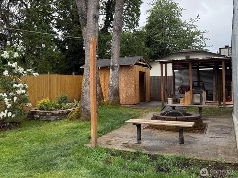 Exterior - 210 166th St E, Spanaway, WA 98387 photo 5 of 17