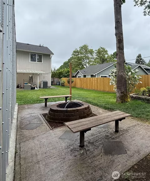 Exterior - 210 166th St E, Spanaway, WA 98387 photo 14 of 17