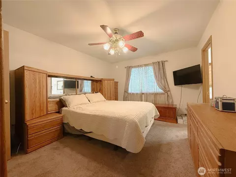 Bedroom - 210 166th St E, Spanaway, WA 98387 photo 1 of 1