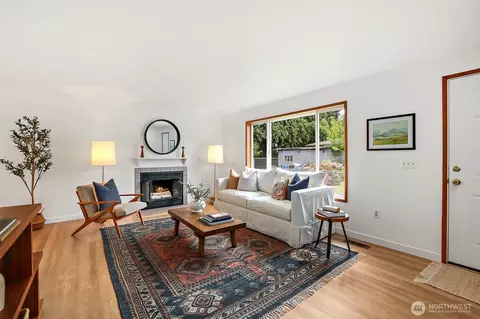 11726 8th Ave S, Burien, WA 98168