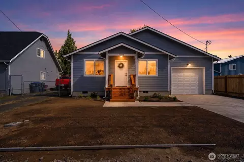 1010 Macfarlane St, Aberdeen, WA 98520