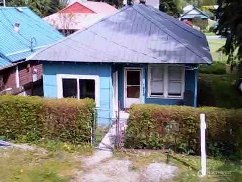 7279 B Ave, Concrete, WA 98237
