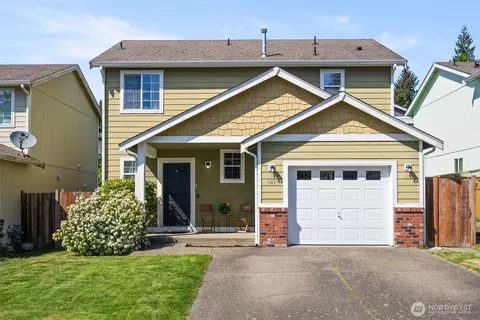 648 Rivenhurst St, Bremerton, WA 98310