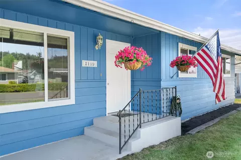 2119 SW Olympic Dr, Chehalis, WA 98532