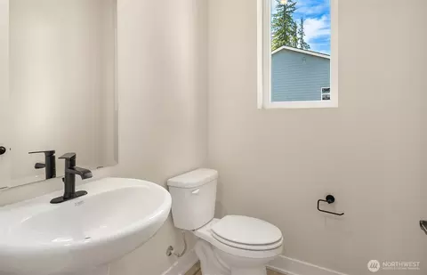 Bath - 20341 90th Dr NE #C, Bothell, WA 98011 photo 2 of 5
