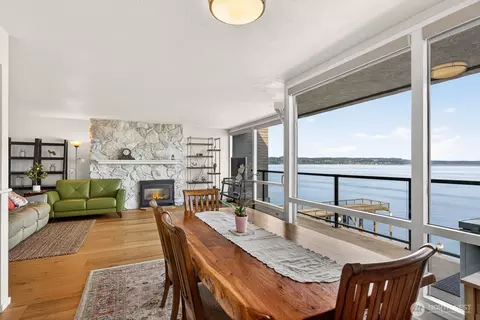 610 Front St #405, Mukilteo, WA 98275