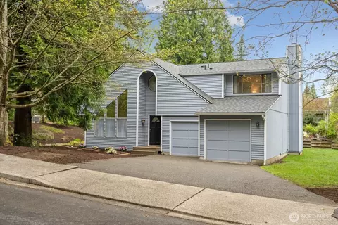 11716 NE 95th St, Kirkland, WA 98033