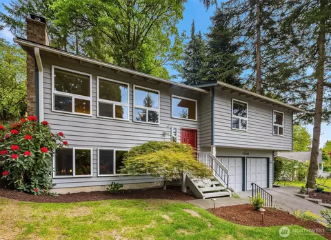 12016 106th Ave NE, Kirkland, WA 98034