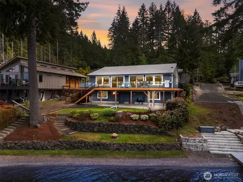 1210 E Mason Lake Dr S, Grapeview, WA 98546