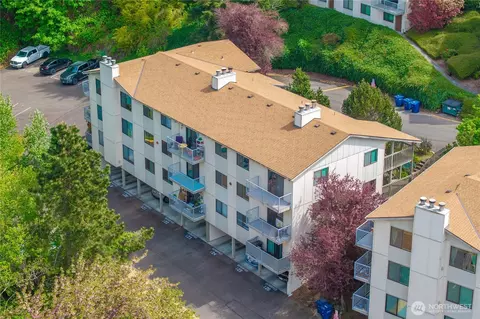 1239 SW 132nd Ln #823, Burien, WA 98146