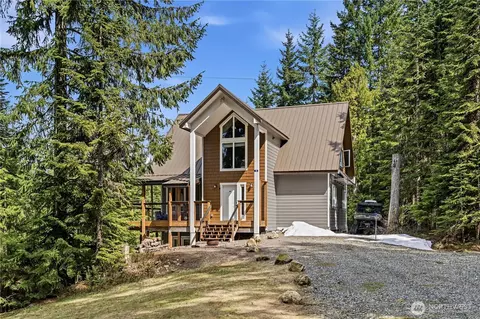 320 Lakeview Way, Easton, WA 98925