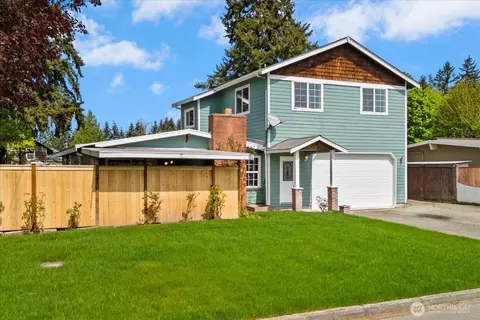 2111 201st Pl SW, Lynnwood, WA 98036