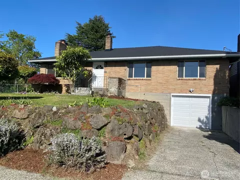 4916 24th Pl S, Seattle, WA 98108