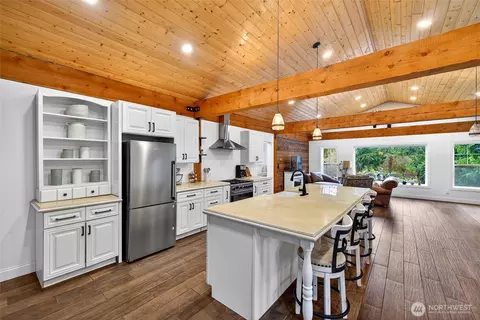 8349 Birdsview Meadows Ln, Concrete, WA 98237
