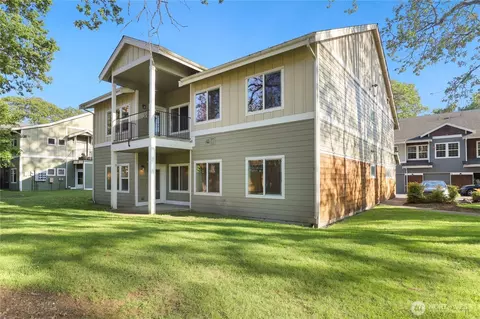 8017 Custer Rd SW #A1, Lakewood, WA 98499