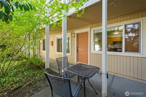 1120 N K St #3, Tacoma, WA 98403