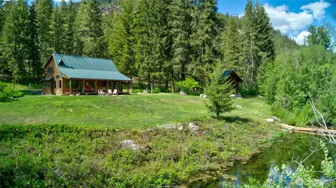 19 Two Rivers Rd, Mazama, WA 98833