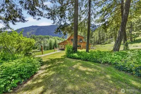 19 A And B Two Rivers Rd, Mazama, WA 98833