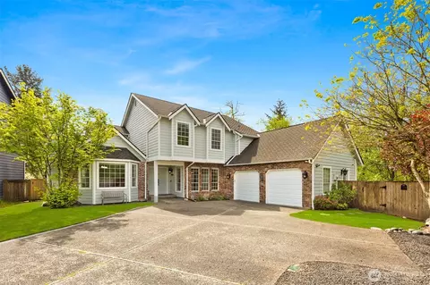 32857 8th Ct SW, Federal Way, WA 98023