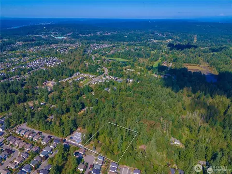 25010 SE 17th St, Sammamish, WA 98075